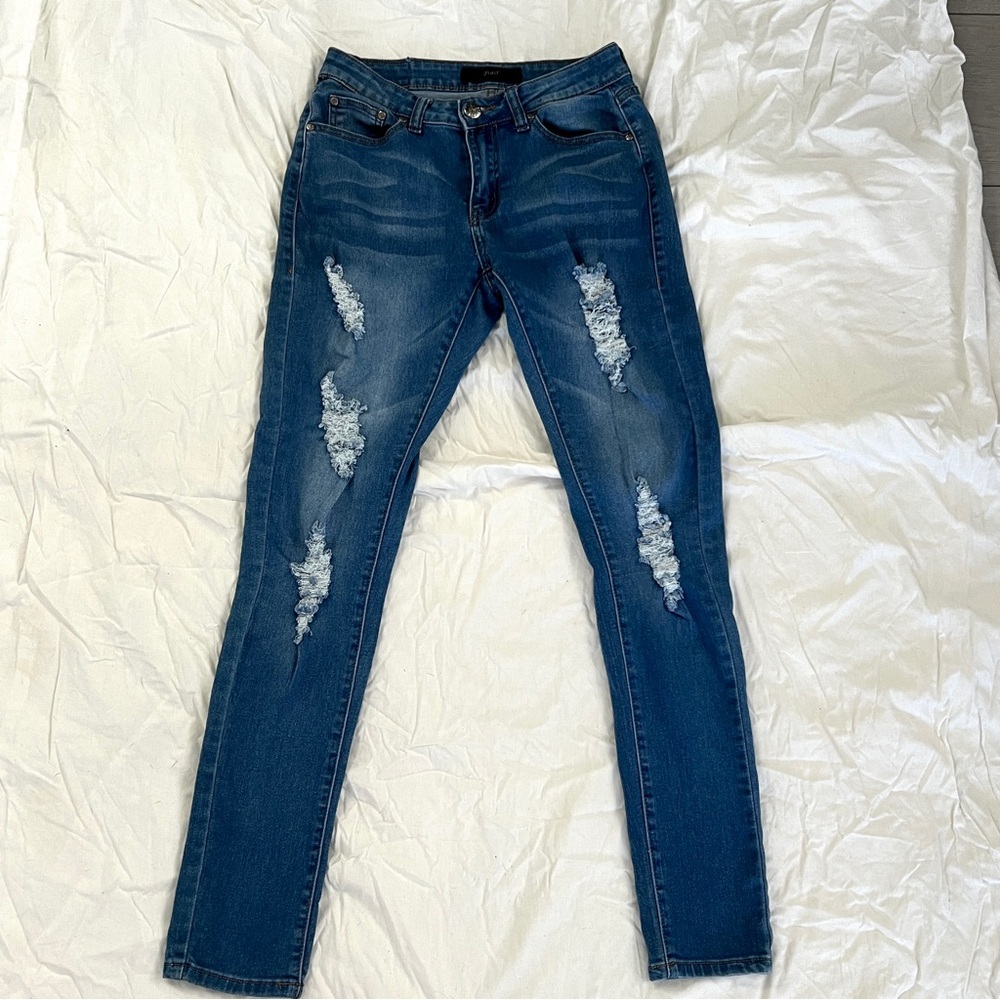 blue ripped jeans - UWD